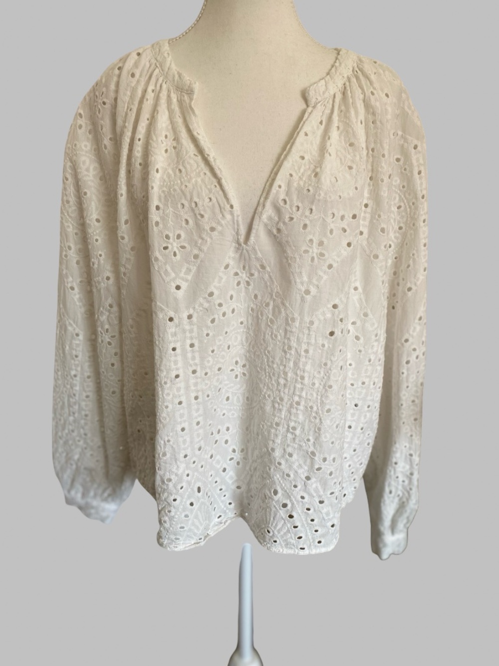 H&M White Cotton Eyelet Popover V-neck Summer Beach Top-Sz-L